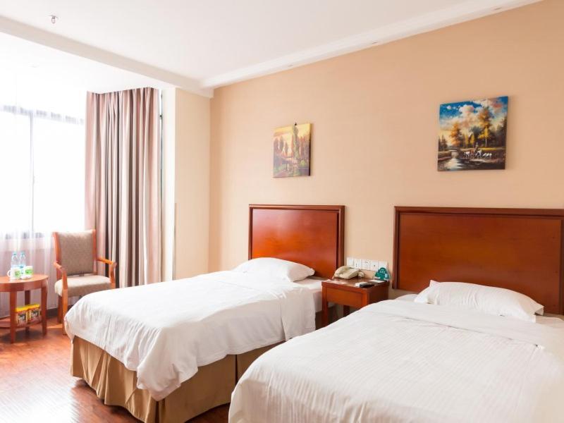 Greentree Inn Jiangsu Suzhou Kunshan High Speed Rail Station Hengshan Road Express Hotel Exterior photo