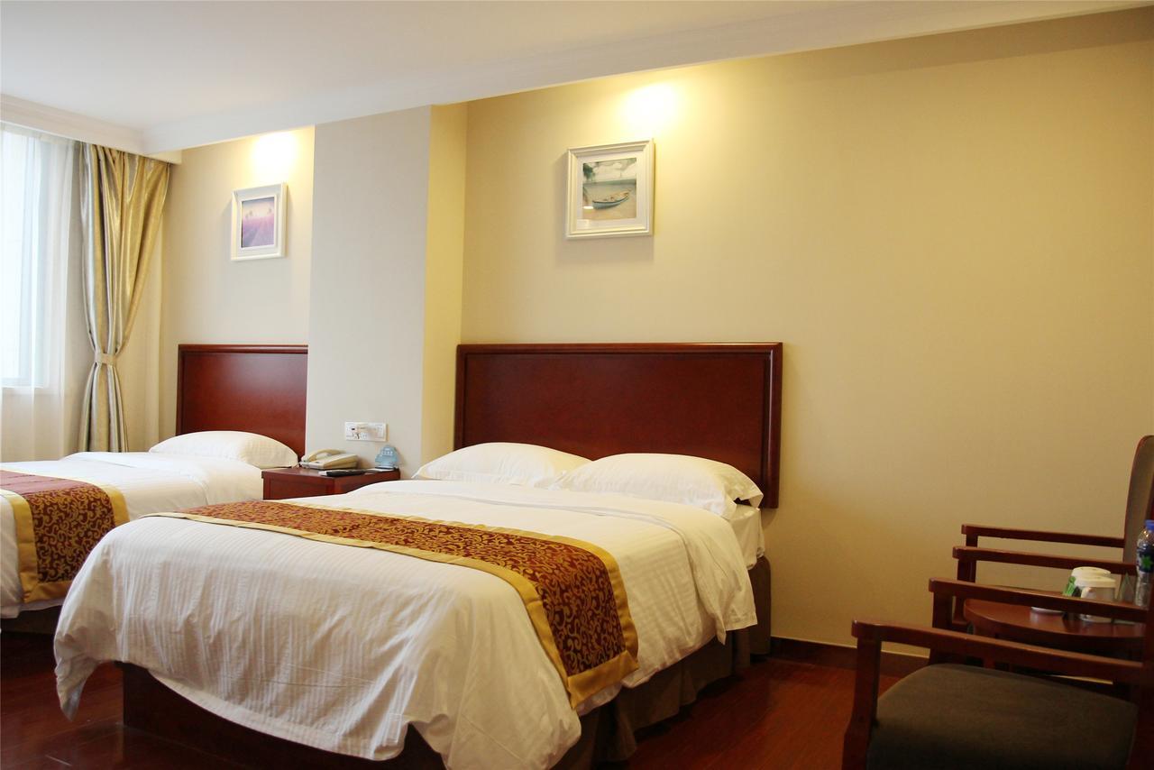 Greentree Inn Jiangsu Suzhou Kunshan High Speed Rail Station Hengshan Road Express Hotel Exterior photo